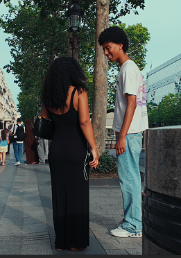 Lys en conversation dans Paris
